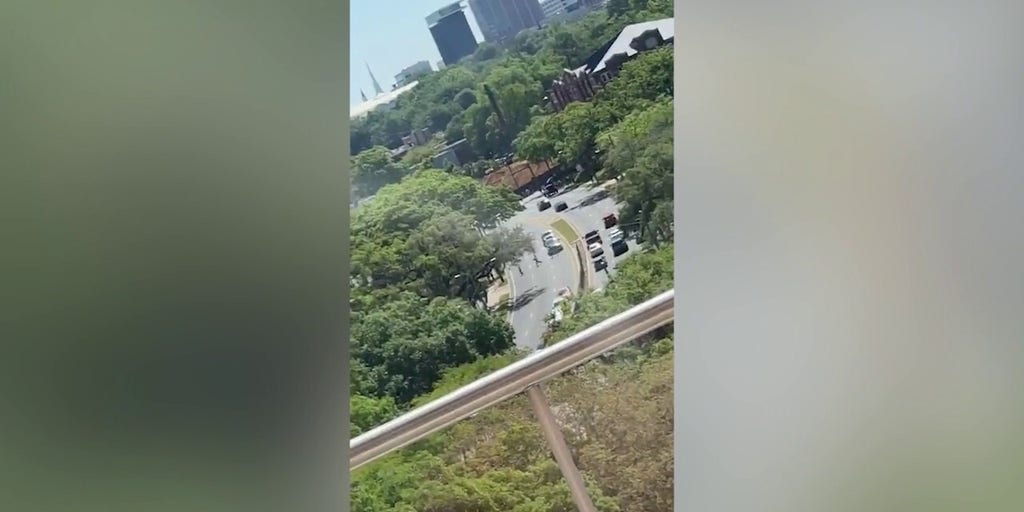 Florida police respond to reports of an active shooter