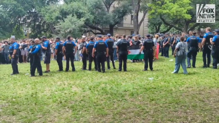 UT Austin student protesters demand police officers get off our campus