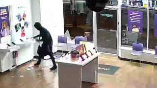 Maryland burglar caught on camera breaking into Metro by T-Mobile store - Fox News