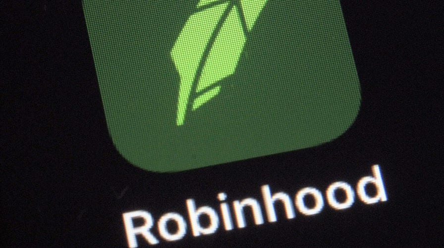 Robinhood restrictions on Gamestop stocks are 'ridiculous': Maria Bartiromo