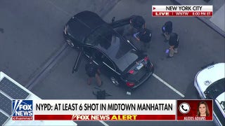 2 NYPD officers shot in Midtown Manhattan: sources