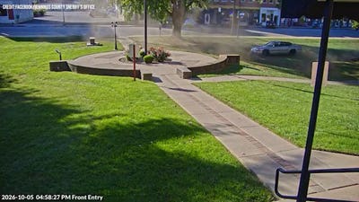 WATCH: Drunk 68-year-old driver caught doing donuts on courthouse lawn: sheriff