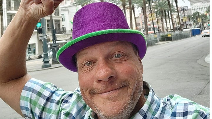New York man bicycling to all 50 states visits New Orleans for Mardi Gras