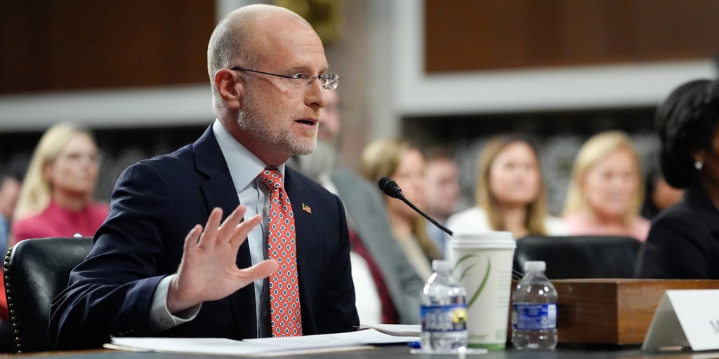 Dem senator grills FCC chair Brendan Carr whether agency is "independent"