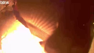 Heroic stranger alerts sleeping family to raging fire