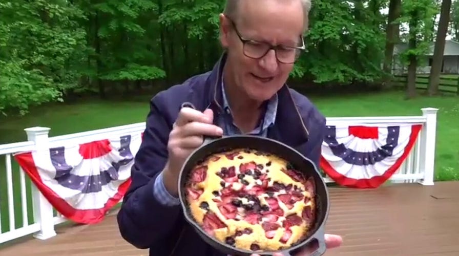 Steve Doocy grills up built-in cheeseburgers and red, white and blue cobbler