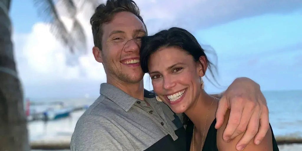 Murdered dentist and wife found dead after neighbor reported door 'banging': 911 call