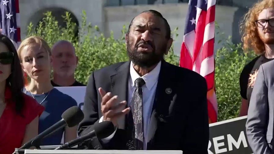 Al Green accuses fellow Dems of 'protecting' Trump in impeachment vote