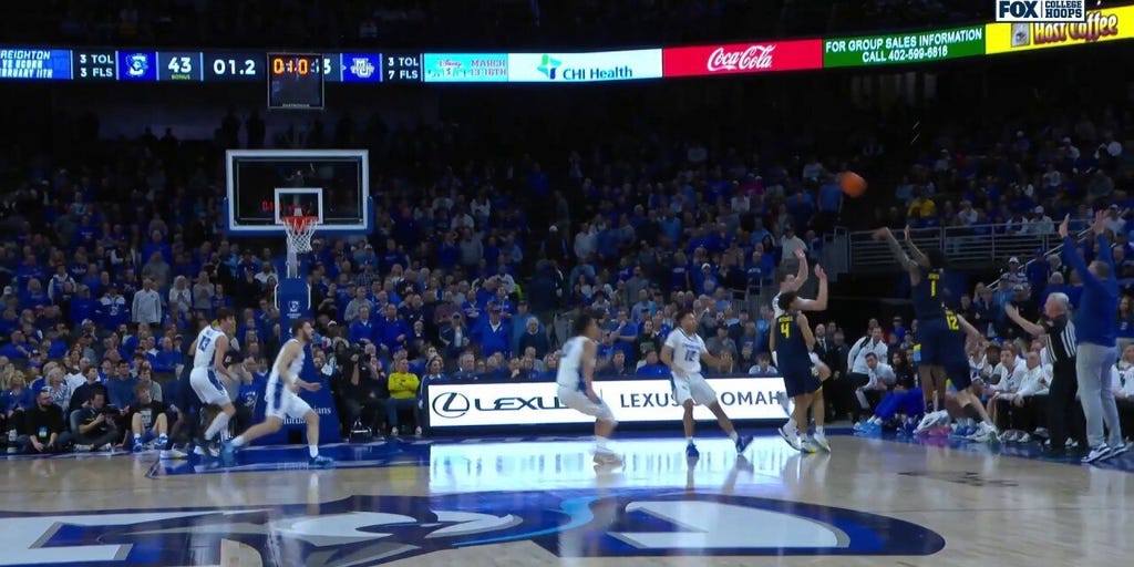 Marquette's Kam Jones makes clutch 3-point buzzer-beater to trim deficit against Creighton at half