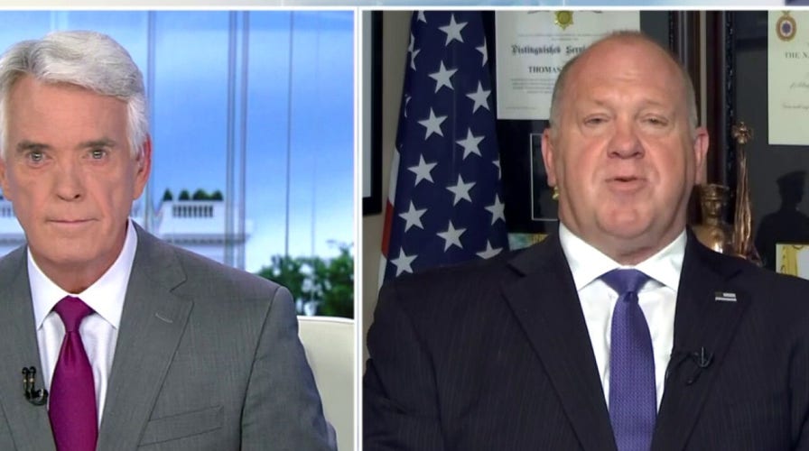 Tom Homan sounds alarm on border crisis: Biden admin needs 'wake the hell up'