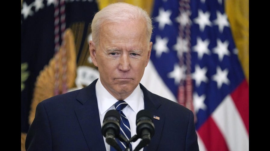 Fleischer on Biden using ‘cheat sheet’ at his first conference: ‘This is not healthy’