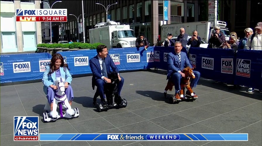 ‘Fox & Friends Weekend’ crew race ‘power ponies’ in honor of the Kentucky Derby