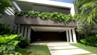 Kacie McDonnell showcases a massive home in Miami - Fox Business Video