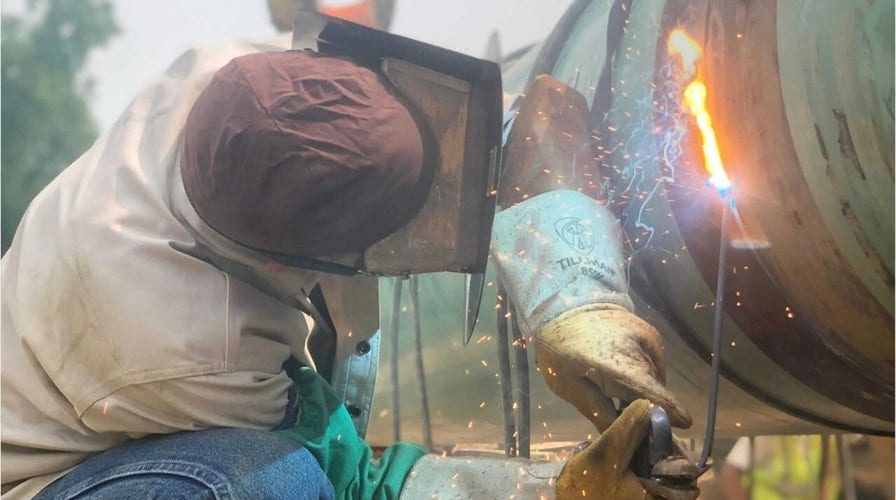 Biden’s commerce pick makes promise to jobless Keystone workers