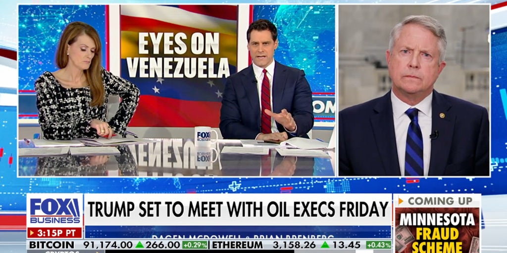 US seizes sanctioned Venezuelan oil tankers, senator discusses strategy