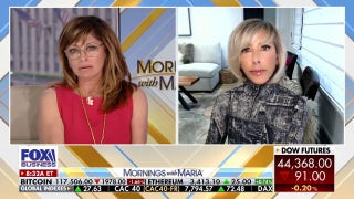 Expert predicts 'bumpy' market after Trump denies Powell firing