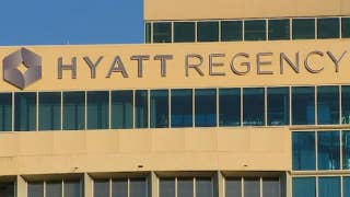 Hyatt updates mask policy; Brooks Brothers could be rescued from bankruptcy - Fox Business Video
