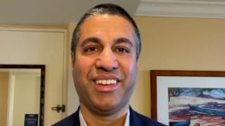 5G signals will 'absolutely not' bring planes down: Ajit Pai - Fox Business Video