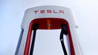 Tesla needs cash: Charlie Gasparino