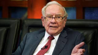 Warren Buffett: Bitcoin is a ‘gambling device’ - Fox Business Video