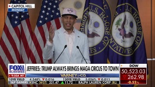 Hakeem Jeffries attacks Trump over NBA Finals appearance