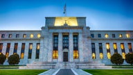 Federal Reserve wire transfer system down after alleged glitch
