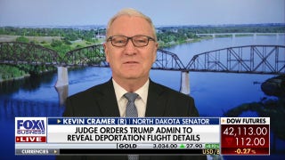 GOP senator slams federal judge over deportation flight order