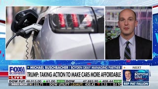 Trump administration eases fuel economy rules to bring down car costs