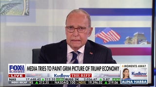 Larry Kudlow: Η αριστερά κάνει ό,τι μπορεί για να δώσει μια αρνητική εικόνα των οικονομικών πολιτικών του Τραμπ