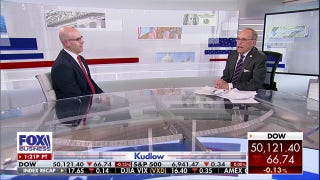 Deregulation will allow the economy to produce more, Federal Reserve governor says