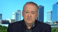 Huckabee: Worst thing that can happen to economy is paying people not to work