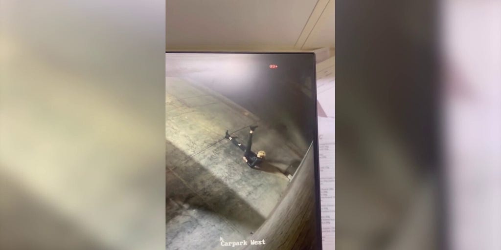 Burglar does yoga routine before swiping croissants from local bakery | Fox Business Video