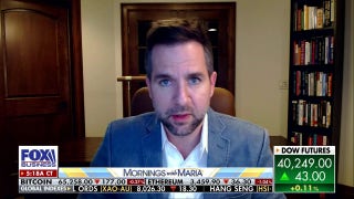 Apple lawsuit will be 'messy, drawn out' for the markets: Adam Turnquist - Fox Business Video