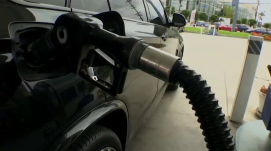 GasBuddy analyst predicts the national average for gas to fall below $3 by end of 2025.