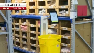 Robots help fill orders as labor shortage continues - Fox Business Video