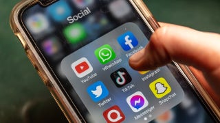 Social media harms kids despite medical establishment's confusion: Dr. Marty Makary - Fox Business Video