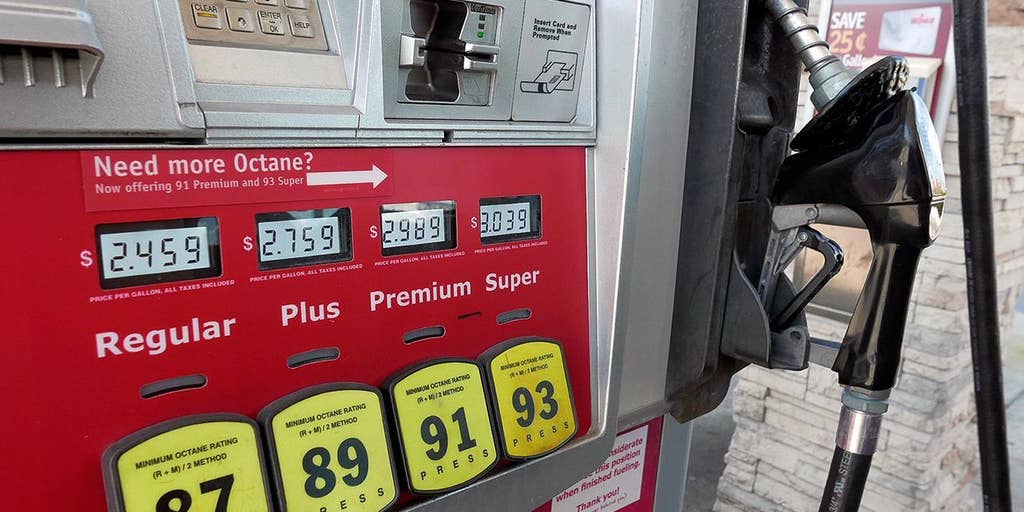 Illinois gas prices could rise if state bans drivers from pumping own