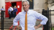 NYC Mayor Bill de Blasio claims restaurants are in favor of his vaccine mandate