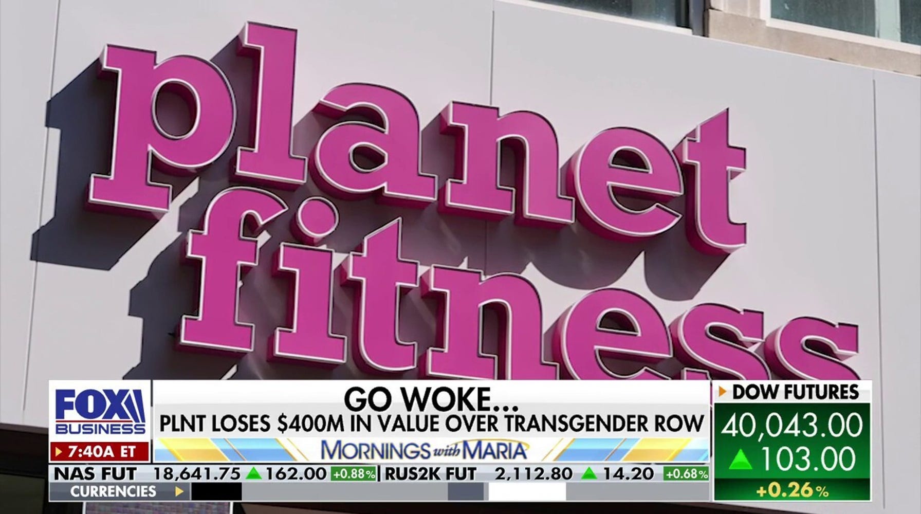 Planet Fitness Loses $400 Million in Value Amid Transgender Locker Room Controversy