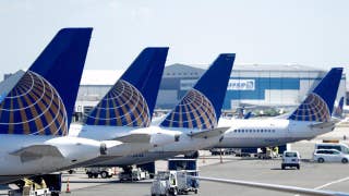 United announces change that could save you money; Gap and Banana Republic closing stores - Fox Business Video