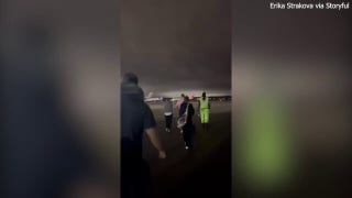 Hundreds of Delta passengers finally enter airport after spending the night on tarmac - Fox Business Video