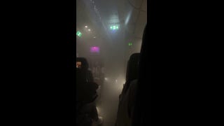Smoke fills cabin of Cathay Pacific flight - Fox Business Video