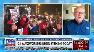 UAW striking Detroit's Big Three at the same time is 'very dramatic but measured': Mark Phelan  - Fox Business Video