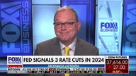 Kevin Hassett: It's looking like a 'weak holiday' amid current retail environment