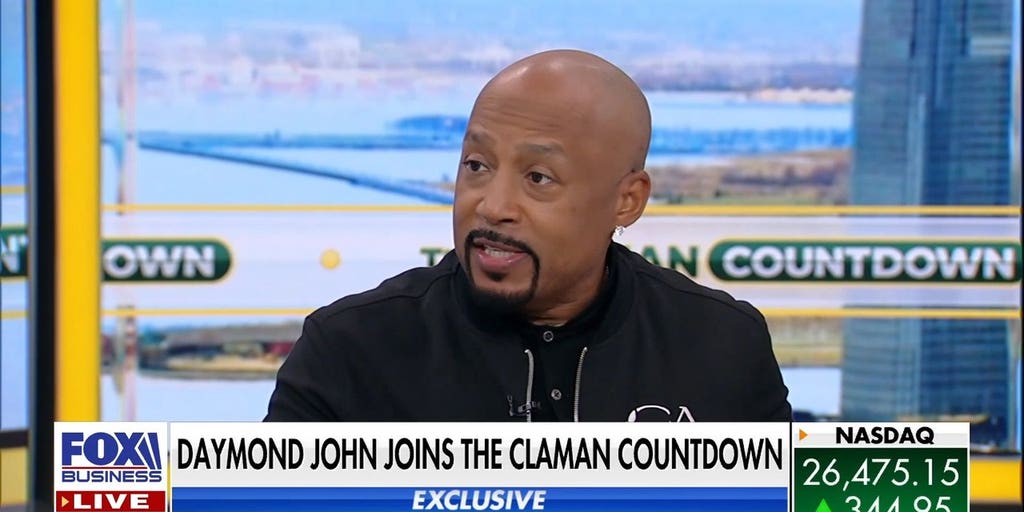 Daymond John explains why accessible CEOs like Warren Buffett drive brand loyalty