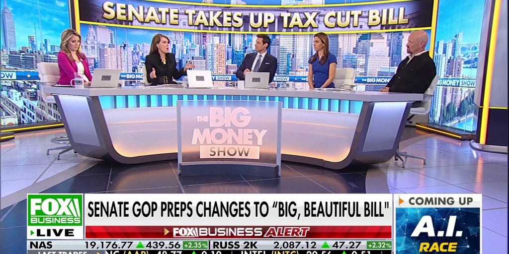 Is 'more debt, more interest' coming for the US economy? Dagen McDowell begs the question | Fox Business Video