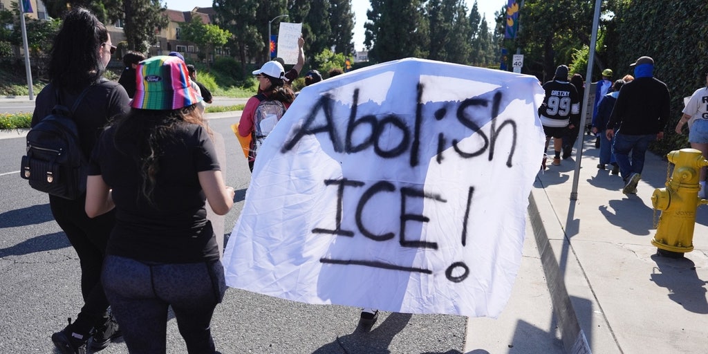 https://a57.foxnews.com/cf-images.us-east-1.prod.boltdns.net/v1/static/990505083001/04d95263-ee6a-4c14-a1ed-0f80e622e139/5d1f0ca8-00c8-4904-9f8d-e56b94fa6049/1280x720/match/1024/512/image.jpg?pubId=694940094001?ve=1&tl=1