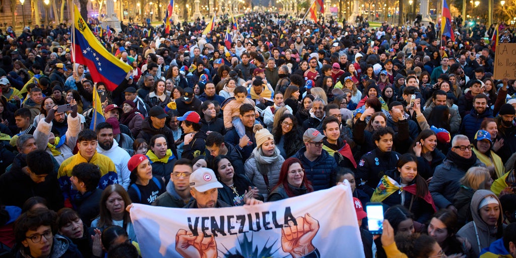 Fox News @ Night - Monday, January 6