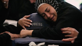 Fox News At Night - Wednesday, April 22 - Fox News