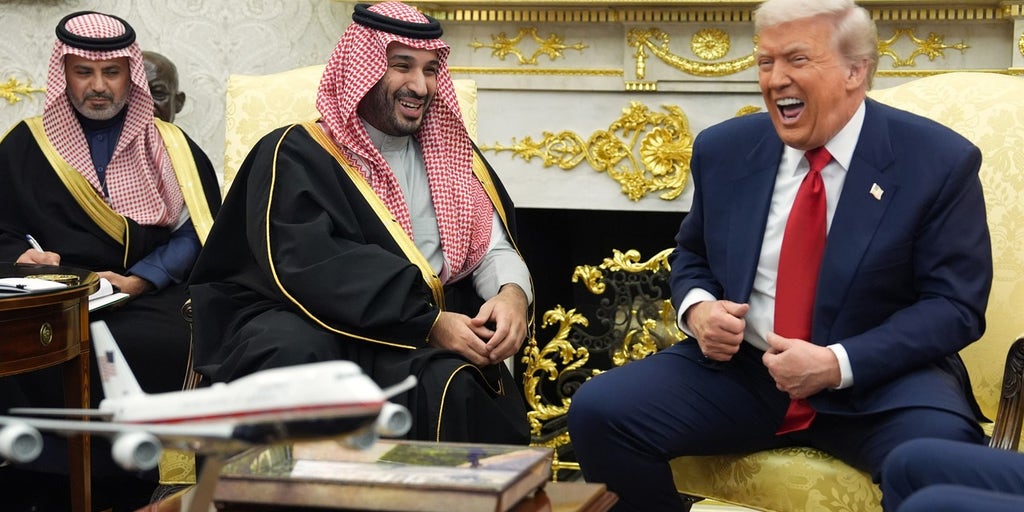 Special Report With Bret Baier - Tuesday, November 18